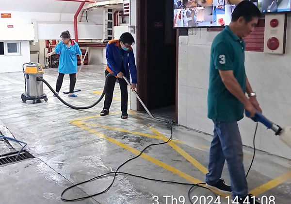 DỊCH VỤ VỆ SINH CÔNG NGHIỆP TPHCM
